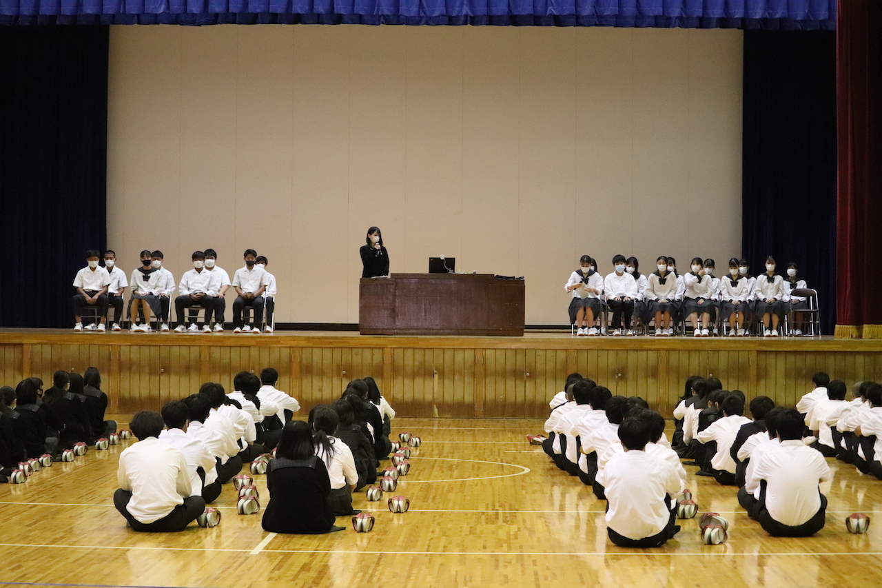 令和３年度生徒総会(後期)を行いました。