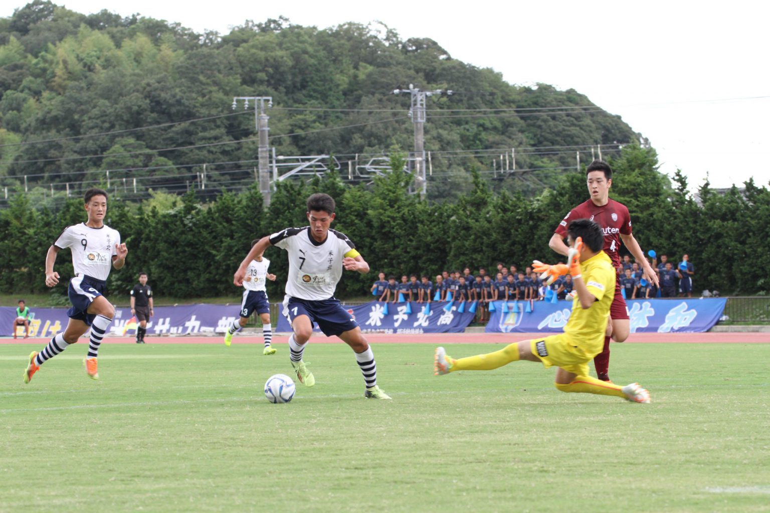 サッカー部:OB佐野海舟選手 SAMURAI BLUE（日本代表）招集